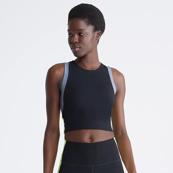 NWT Calvin Klein Performance Colorblock Crop Top, size L - Picture 2 of 10